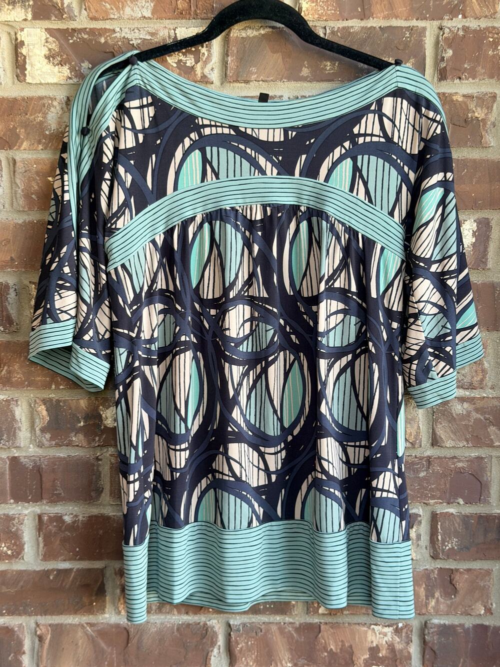 BCBG Women's Small Abstract Geometric Print 3/4 Sleeve Tunic Top Blouse